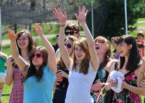 Wesleyan students and admitted students mingled on Foss Hill. 