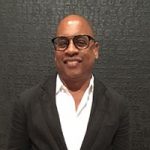 Ligon ’82 Discusses Creative Practices, Race, at Wadsworth Atheneum