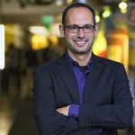 New Book by Sachs ’97 Inspires Readers to Push Thought Boundaries