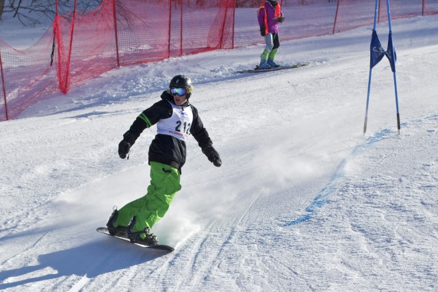 Zachary Kaufman ’16 competes in the in the McBrine men’s snowboard division.
