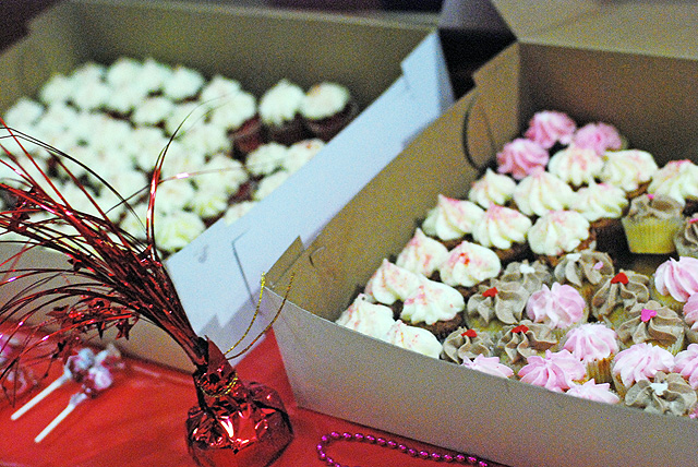 The UCAB provided Velentine's Day snacks for students visiting the university center between 7 and 11 p.m. UCAB was designed to encourage evening and weekend use of the Usdan University Center and provide additional social and community building activities for Wesleyan students.  (Photos by Gabe Rosenberg '16)