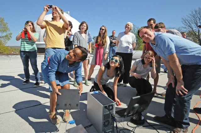Classmates, with the help of Astronomy Department faculty, used the new device to detect the sun.