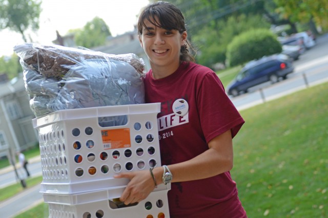 Res Life staff and orientation leaders helped move students into their new home away from home.