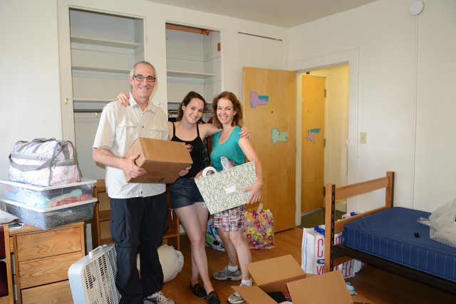 John Eisner and Jennifer Door White P' 17 helped move their daughter, Hannah Wolfe Eisner '17 into her new 200 Church Street residence on Arrival Day, Aug. 28. More than a dozen orientation leaders and Residential Life staff helped carry in her belongings. "We had everything in here in five minutes," John Eisner said. 