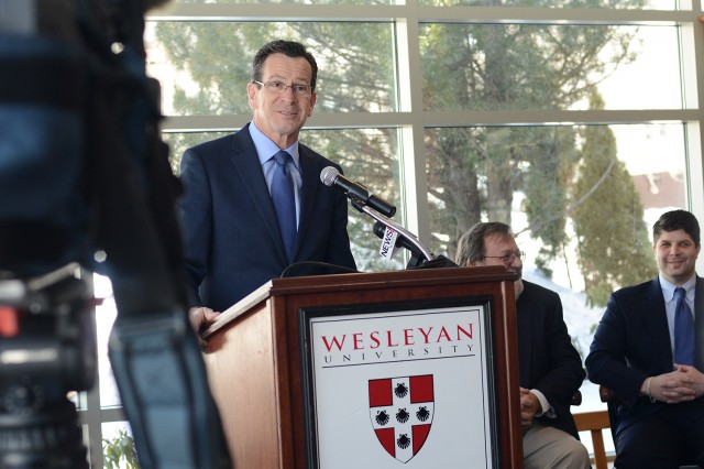 Connecticut Governor Dannel Malloy spoke to the audience and members of the media at the microgrid dedication. In July 2013, Wesleyan received a $694,000 grant from the state Department of Energy and Environmental Protection to connect the CHP engines to the campus’ electrical grid.