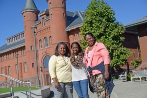 Catherine Lewis '18 is spending Family Weekend with her mother, Christian Roberts P'18 and aunt Elsa Aminlewis.