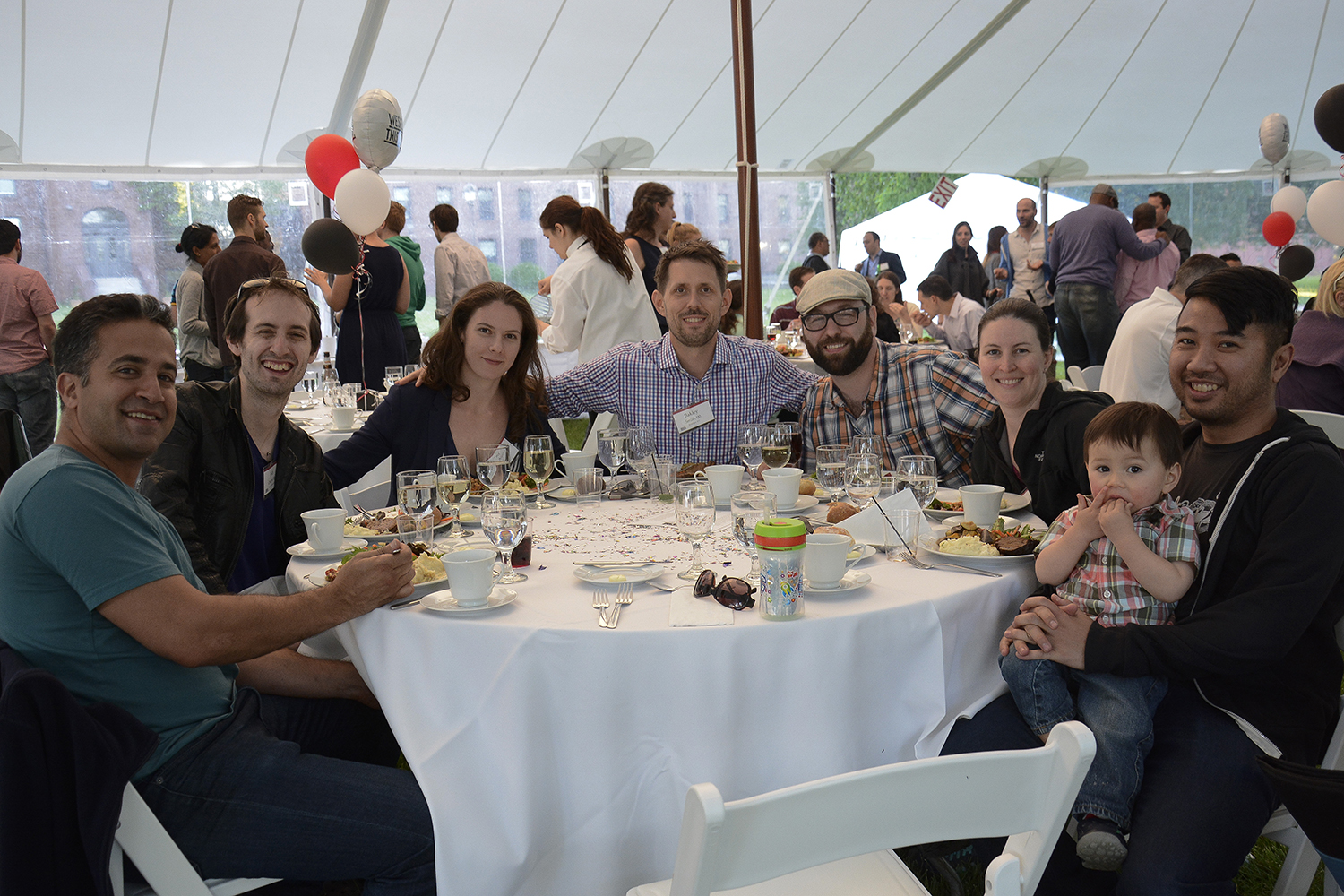 Members of the Class of 2000 gathered for a reception and dinner on the North College Lawn on May 23. (Photo by John Van Vlack)