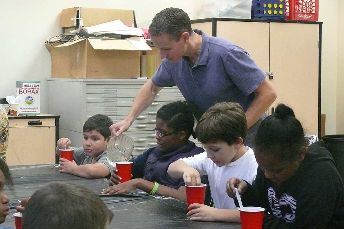 On Nov. 2, Associate Professor of Chemistry Brian Northrop visited the Green Street Teaching and Learning Center to lead an engaging chemistry workshop. 