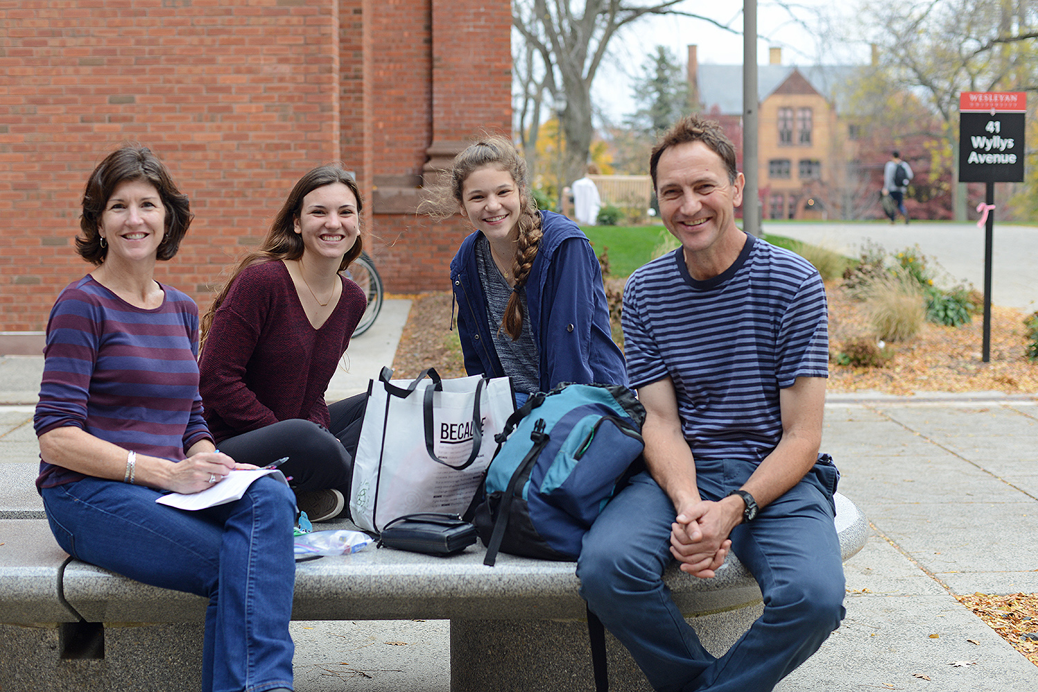 Alumni, students and their families toured the Wesleyan campus during Homecoming/Family Weekend, Nov. 6. (Photo by Olivia Drake MALS '08)