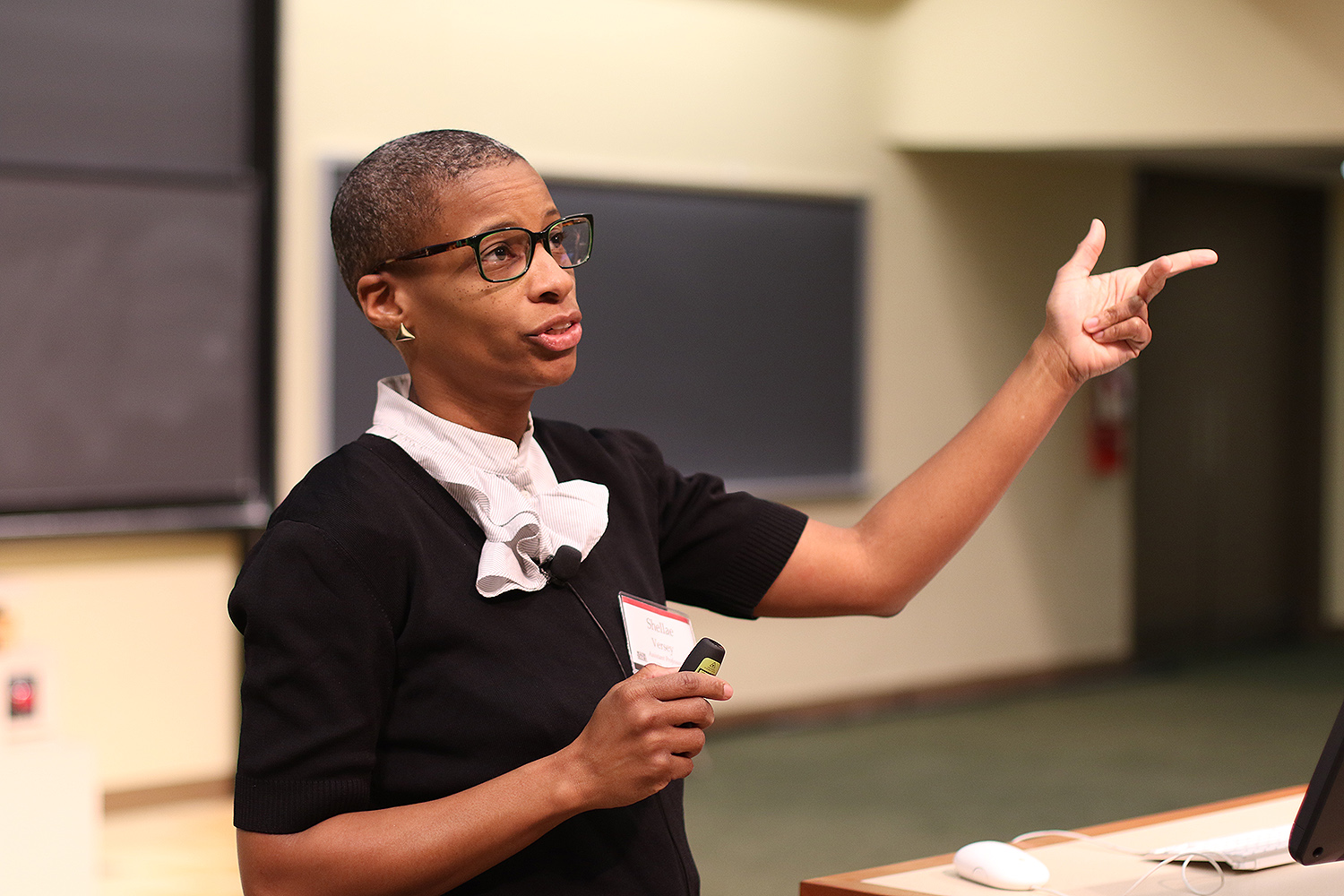 Assistant Professor of Psychology Shellae Versey presented "A Systems Approach to Healthy Places" during the 12th Annual Robert Schumann "Where On Earth Are We Going?" Symposium, Nov. 7 during Homecoming/Family Weekend.  (Photo by Hannah Norman ’16)