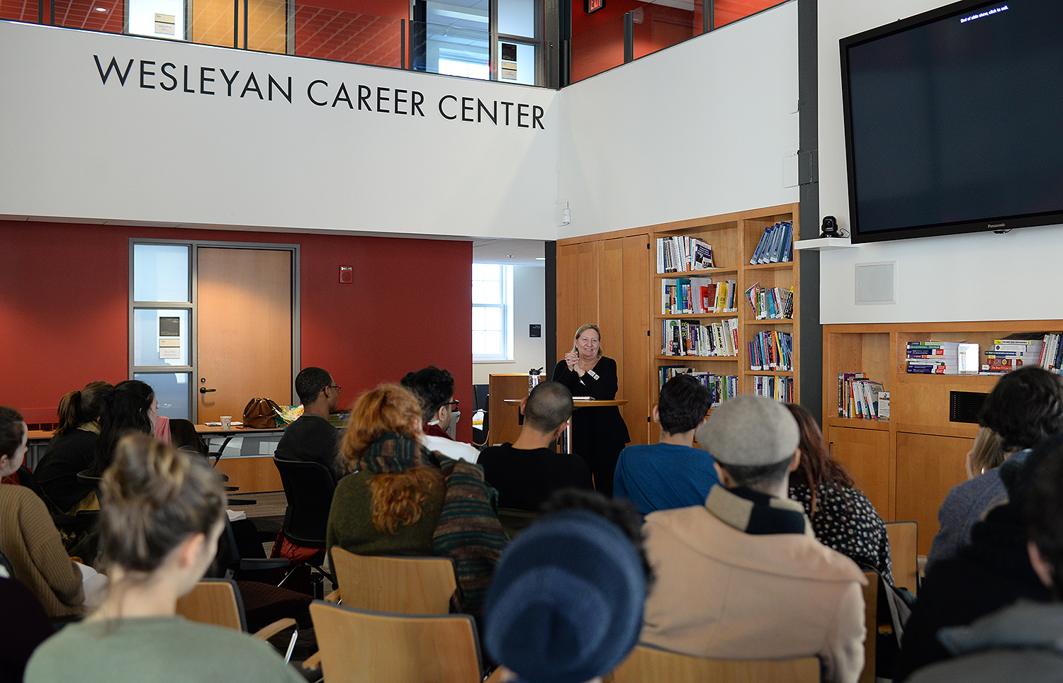 In collaboration with Alumni and Parent Relations, the Career Center invited several alumni to campus to speak on career-related topics during Winter on Wyllys. On Jan. 14, New York City Realtor/Broker Ann Biester Deane ’79, P’14, P'18, discussed the ins-and-outs of navigating the housing market as a first time renter or buyer.