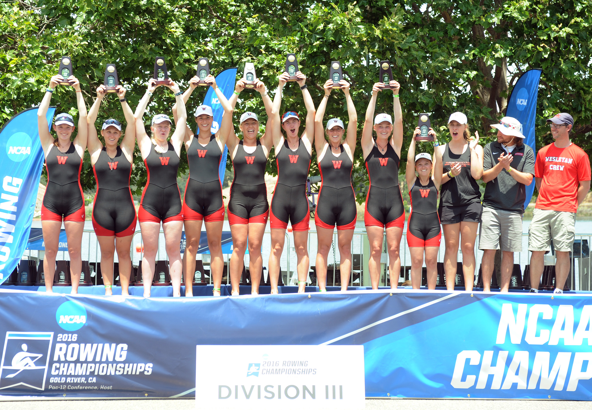 Women's Crew claimed bronze in the 2016 NCAA Division III Rowing Championships.
