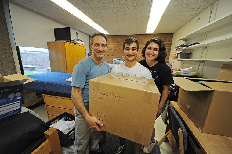 Nick Ticali ’20, center, gets move-in assistance from his father Vinny and his sister Allana, who just graduated from Colgate University. The Ticali family is from Long Island, NY. Nick is excited about Wesleyan’s interdisciplinary, cross-curriculum majors. He is thinking about studying biology and theater. Nick played varsity soccer in high school and may play club soccer here at Wesleyan.