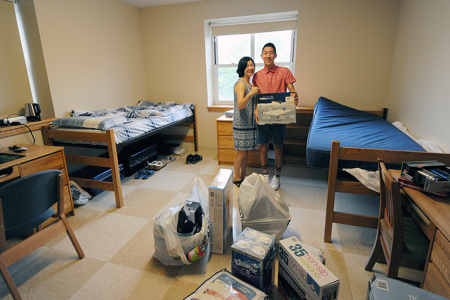 William Wu ’20, from Sammamish, Wash. and his mother, Celia, spent the morning unpacking and decorating William's new room in Bennet Hall. “I really like campus and the general atmosphere,” William said. He’s considering a major in philosophy.
