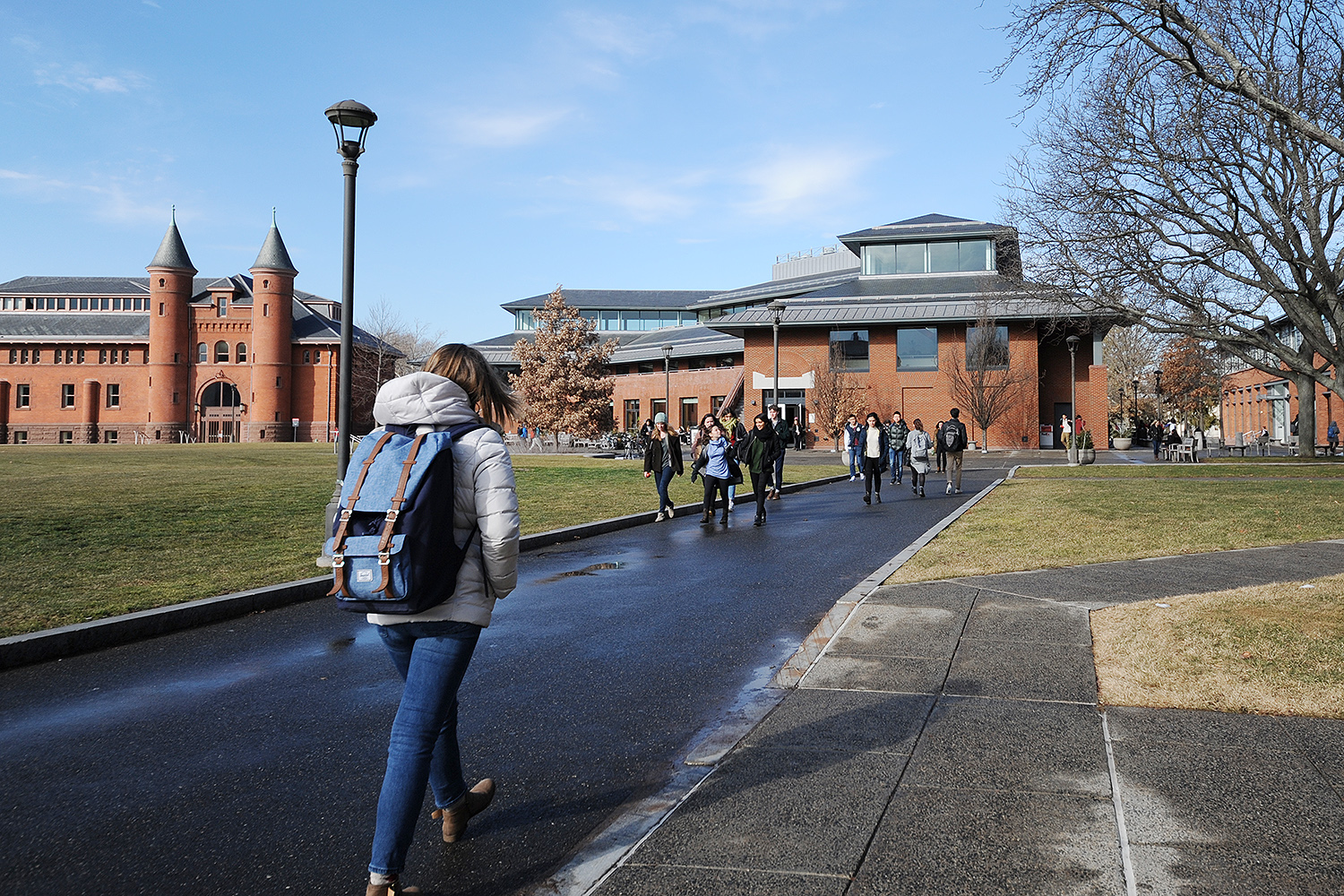 After a six-week Winter Recess, university housing re-opened for all undergraduates on Jan. 24 and the spring semester commenced on Jan. 26. 