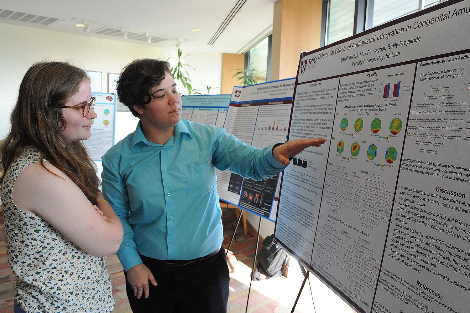 Sarah Knight ’17 presented a poster titled “Differential Effects of Audiovisual Integration in Congenital Amusia” at the NSB poster session.