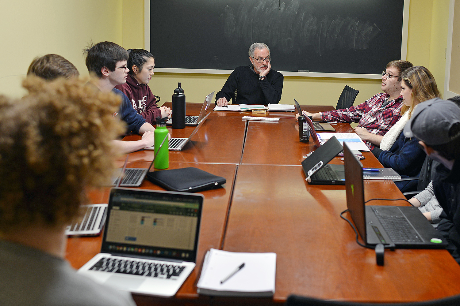 In Andy Szegedy-Maszak’s Calderwood seminar, Classical Studies Today, nine juniors and seniors learn to translate weekly academic readings into writing that can be understood and appreciated by various audiences.