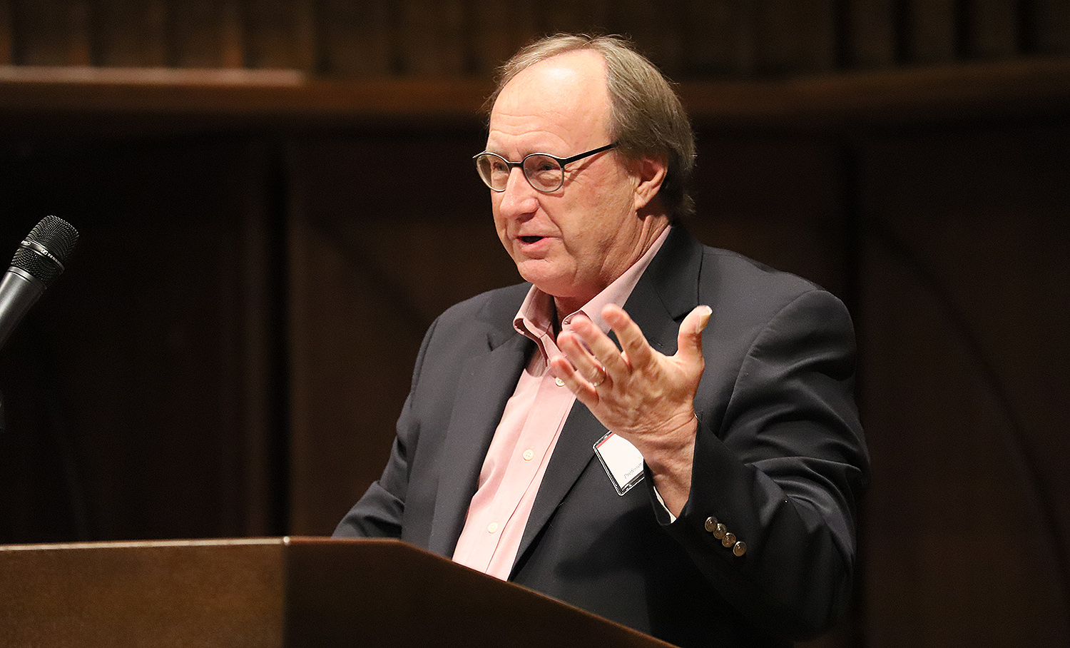 On April 5, John Finn, professor of government emeritus, delivered the 27th annual Hugo L. Black Lecture on Freedom of Expression in Memorial Chapel. His talk was titled "Gun Nuts and Speech Freaks: A Guide to the Alt-Constitution."