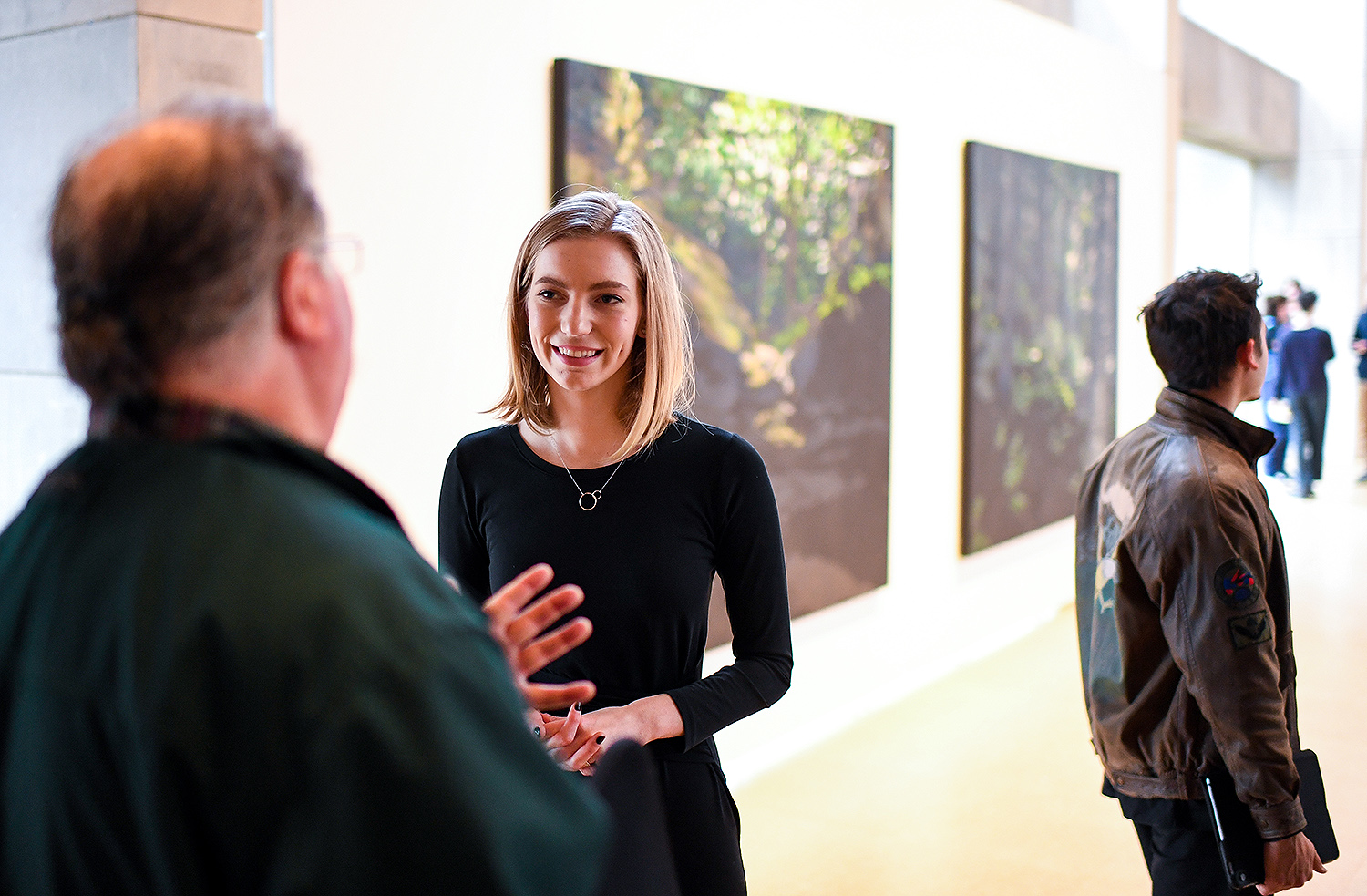 Virginia Johnson speaks to Professor Barry Chernoff about her work, "IMMERSIVE paintings."