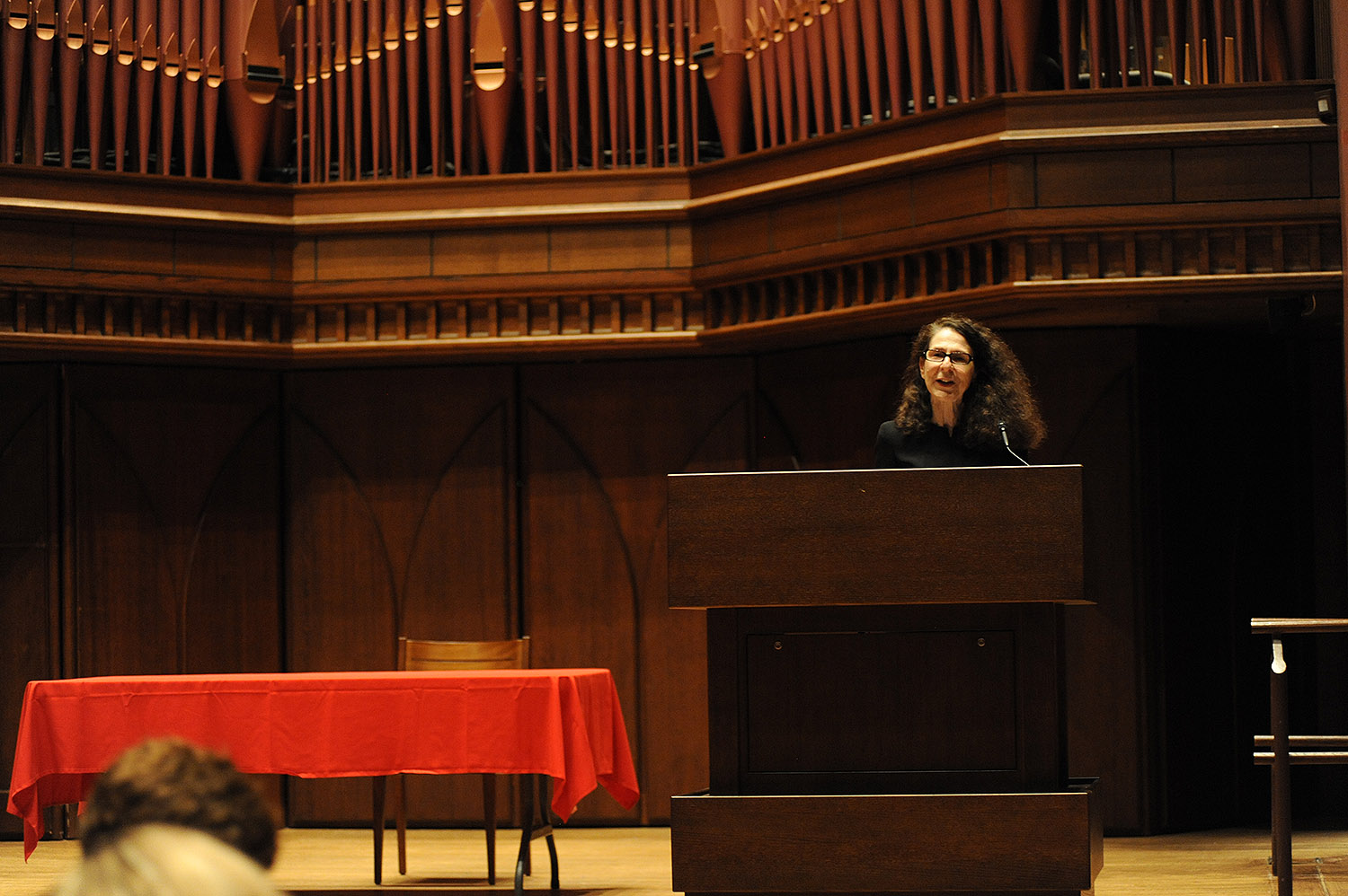 Anne Greene, University Professor of English and director of the Wesleyan Writers Conference and Writing Certificate program, introduced Aciman to the audience. 