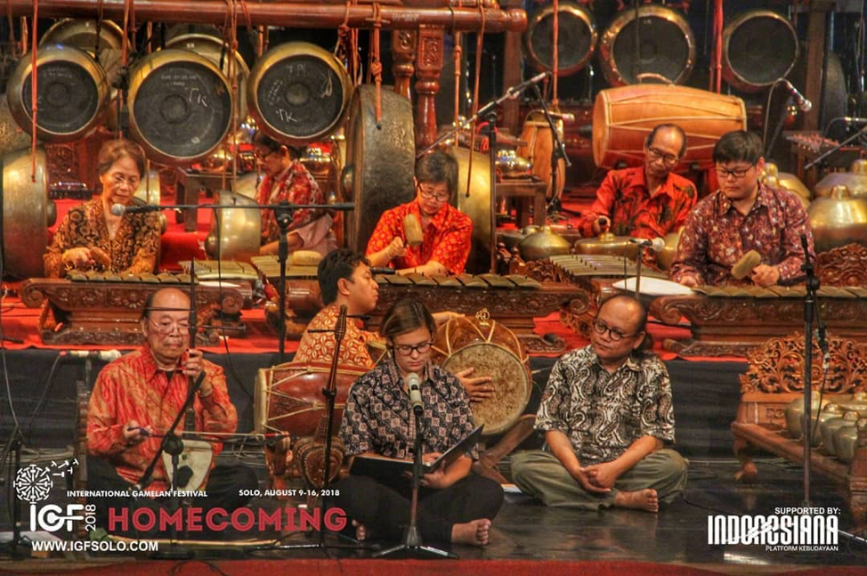 Directed by Artist-in-Residence I.M. Harjito, Wesleyan Gamelan Ensemble performed classical Javanese gamelan pieces.