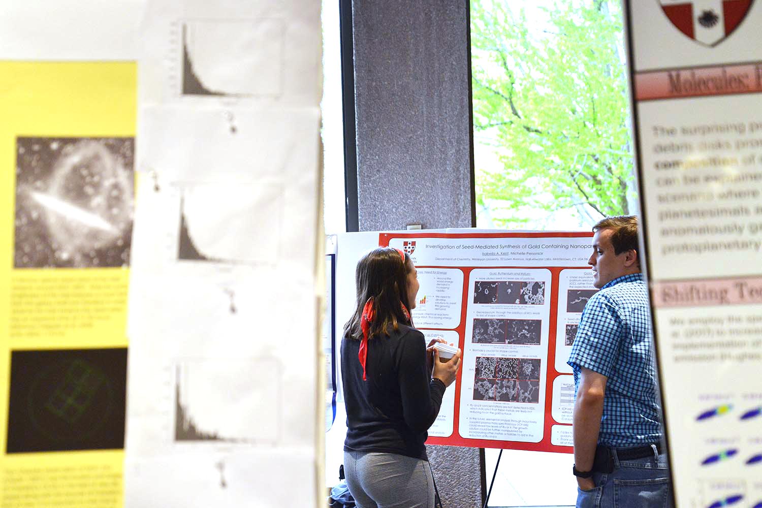 Isabella Kent shared her poster titled "Investigation of Seed-Medicated Synthesis of Gold Containing Nanoparticles." Her advisor is Michelle Personick. 