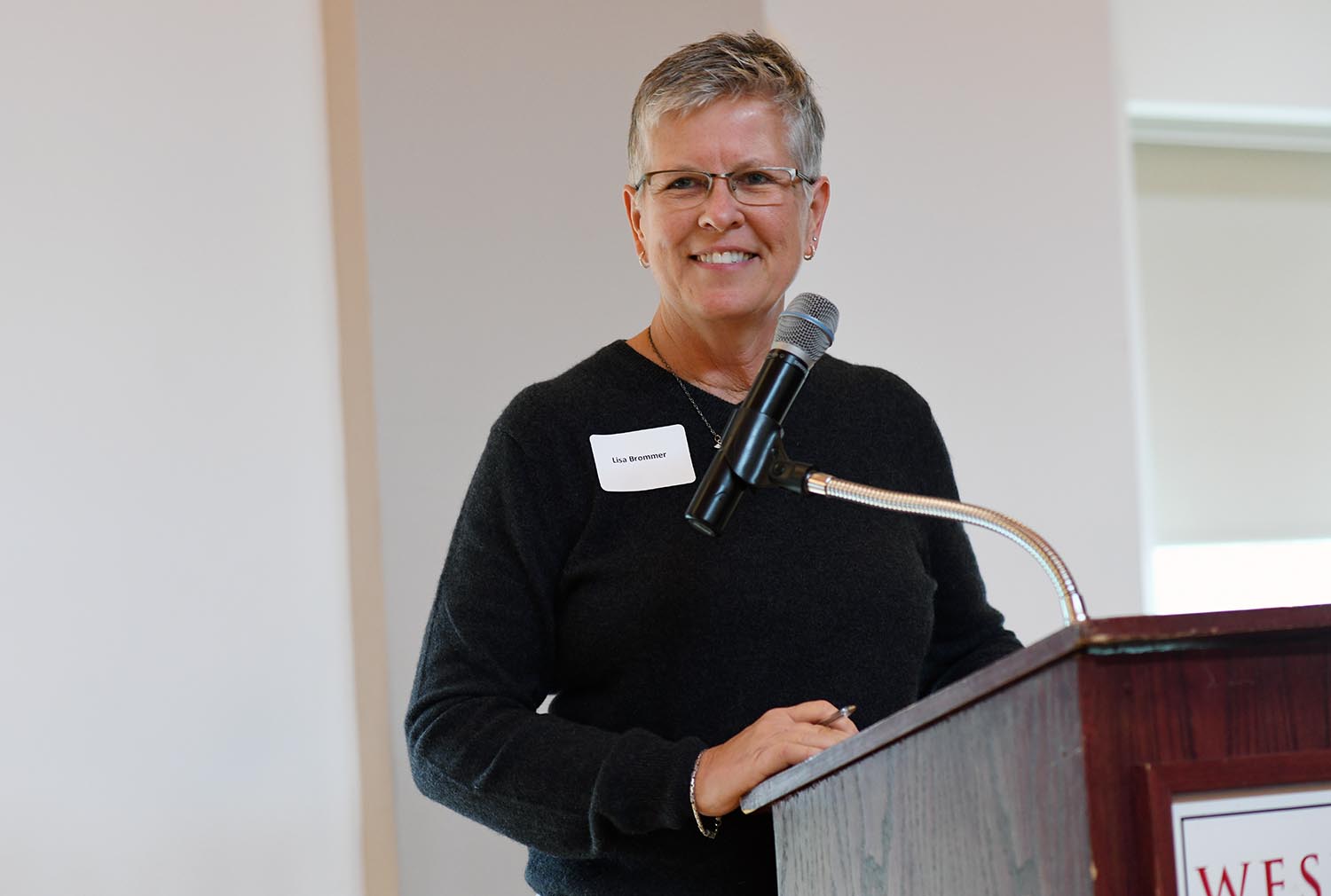 Lisa Brommer, associate vice president for the Office of Human Resources, welcomed the employees and their guests to the event. 